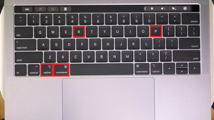 MacBook Pro keypress sequence