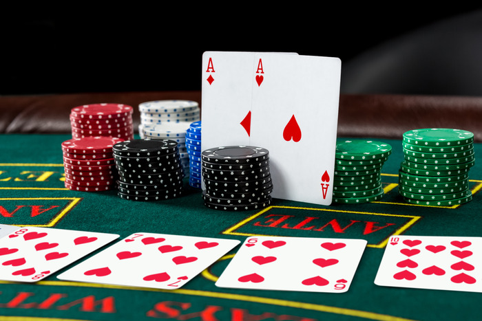 Social Media and Online Gambling Promotion